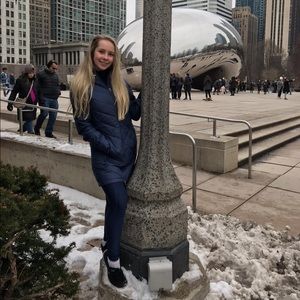 Meet your Posher, Christina